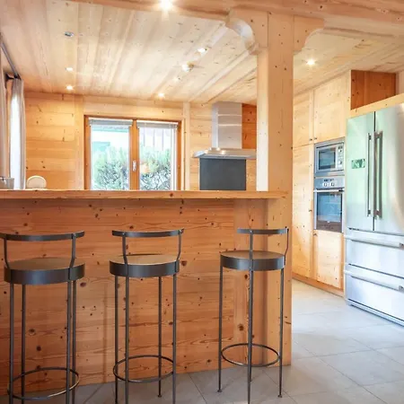 샬레 Chalet Lucioles
